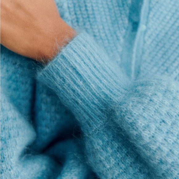 SOLD// Sézane NWOT Solena Cardigan in Blue Lagoon Size M - Picture 5 of 7